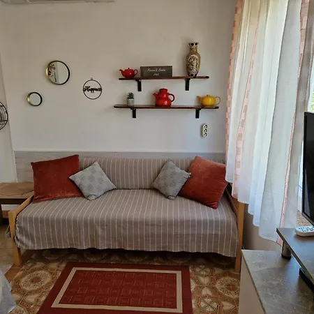 Apartment Godena *