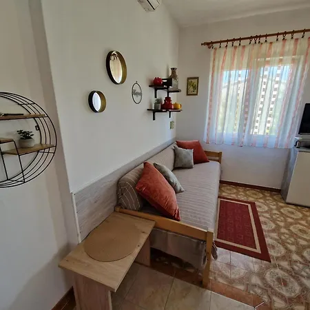 Apartment Godena